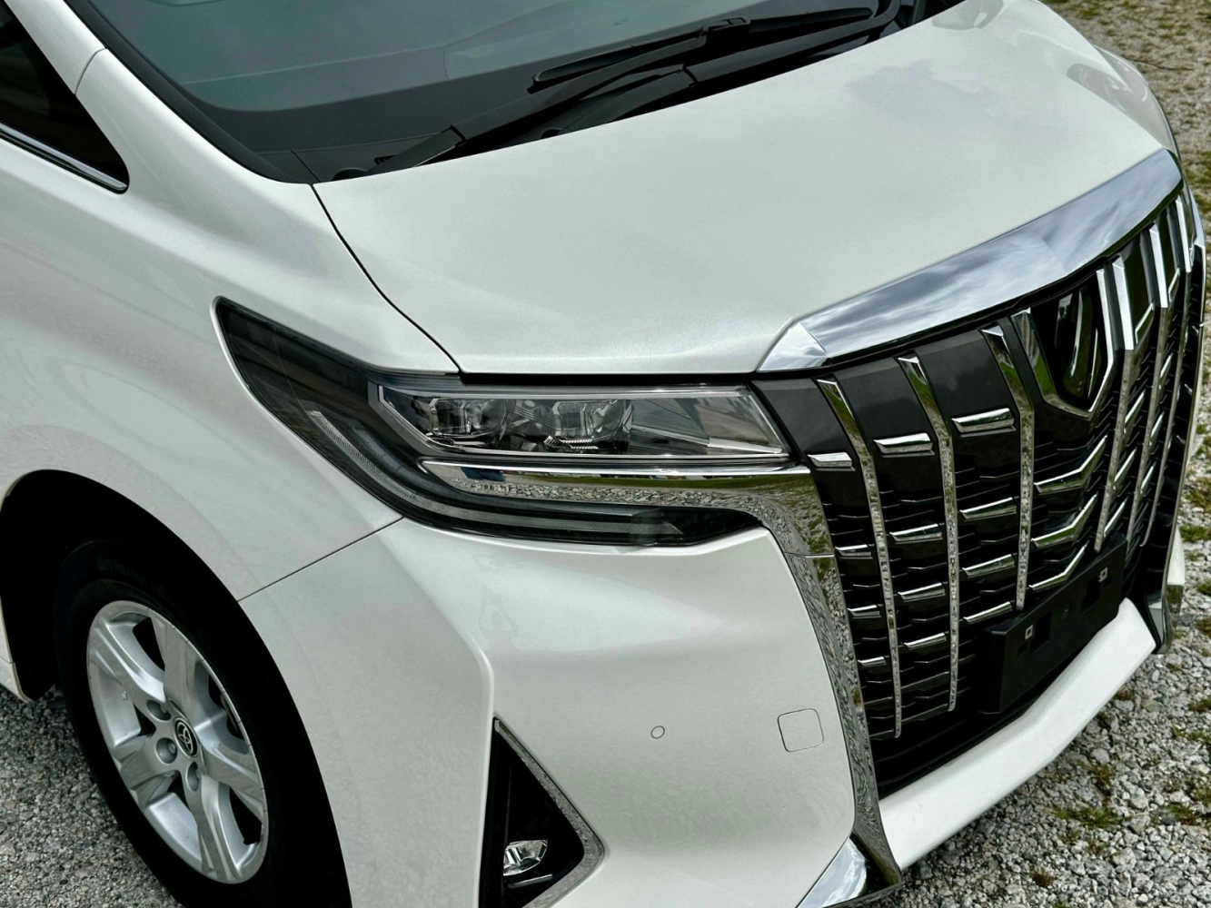 2022 Toyota Alphard 2.5 X WELCAB 15k Mileage Grade 4.5B