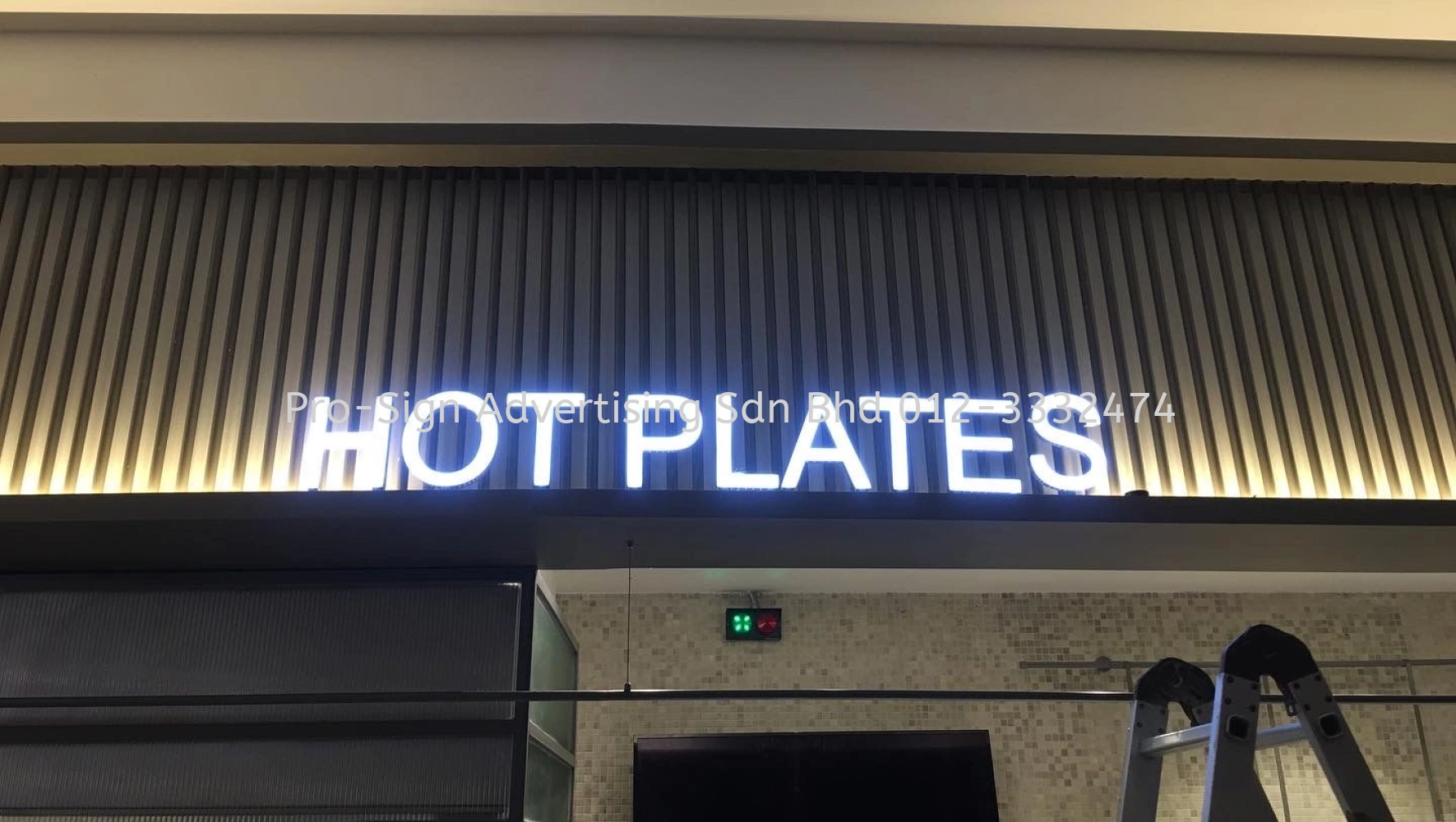 3D RIMLESS GOLD HAIRLINE STAINLESS STEEL LETTERING (PAVILLION FOOD REPUBLIC, 2021, KL)