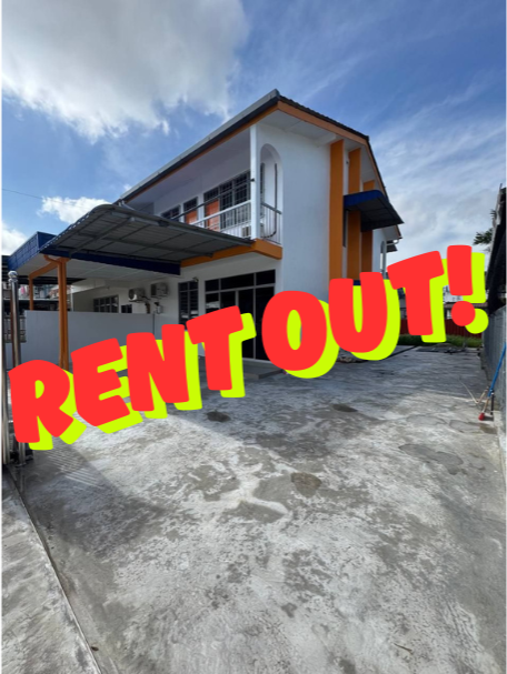 Lorong Tuah 双层排屋角头间出租 Corner double-storey terrace house for rent @ Sibu