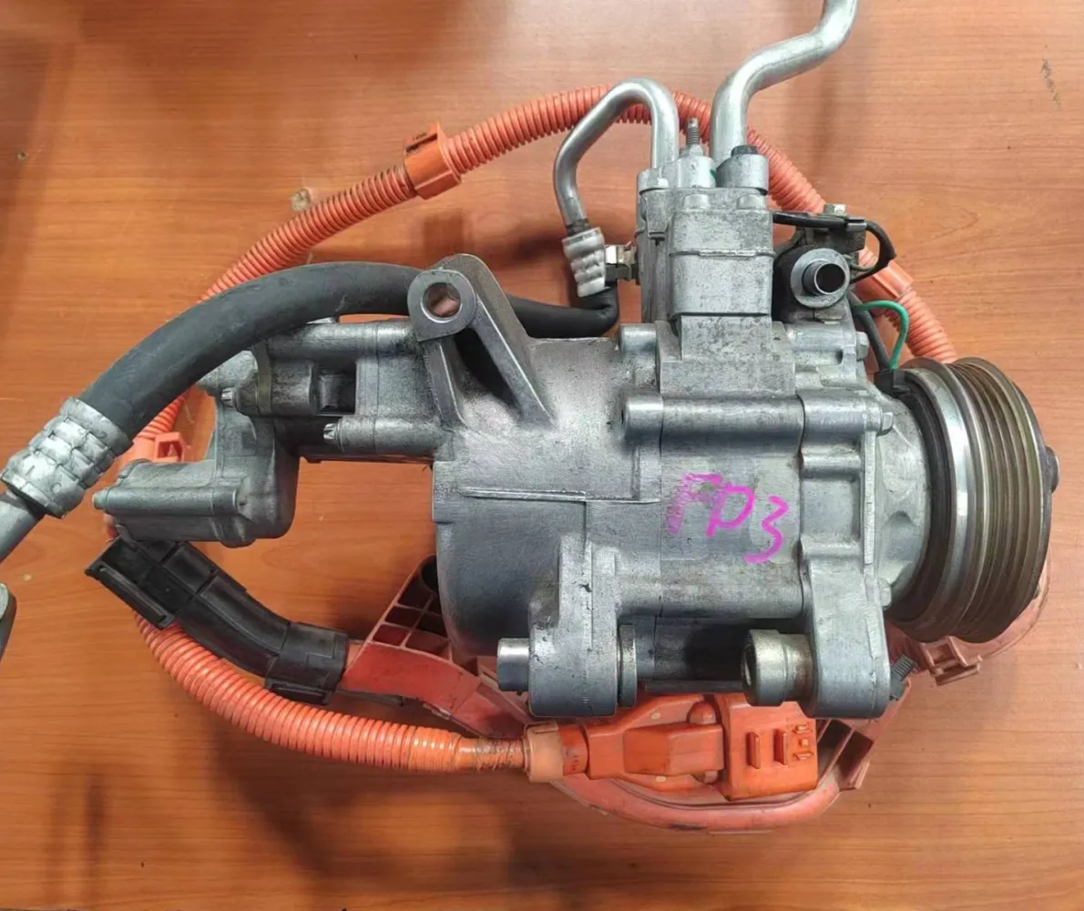 HONDA CIVIC FD3 HYBRID AIRCOND COMPRESSOR