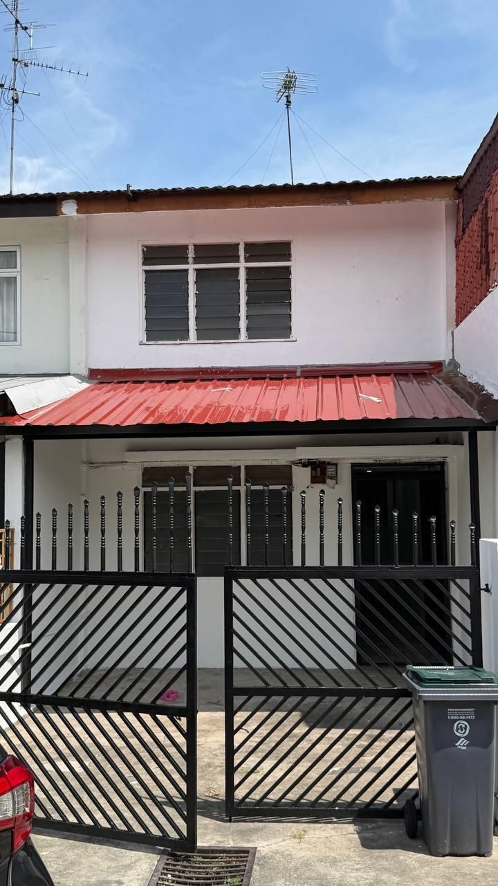 [FOR SALES] Bandar Baru Permas Double Storey Low Cost House 2bed Masai Johor