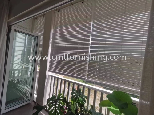 Outdoor Wooden Blind