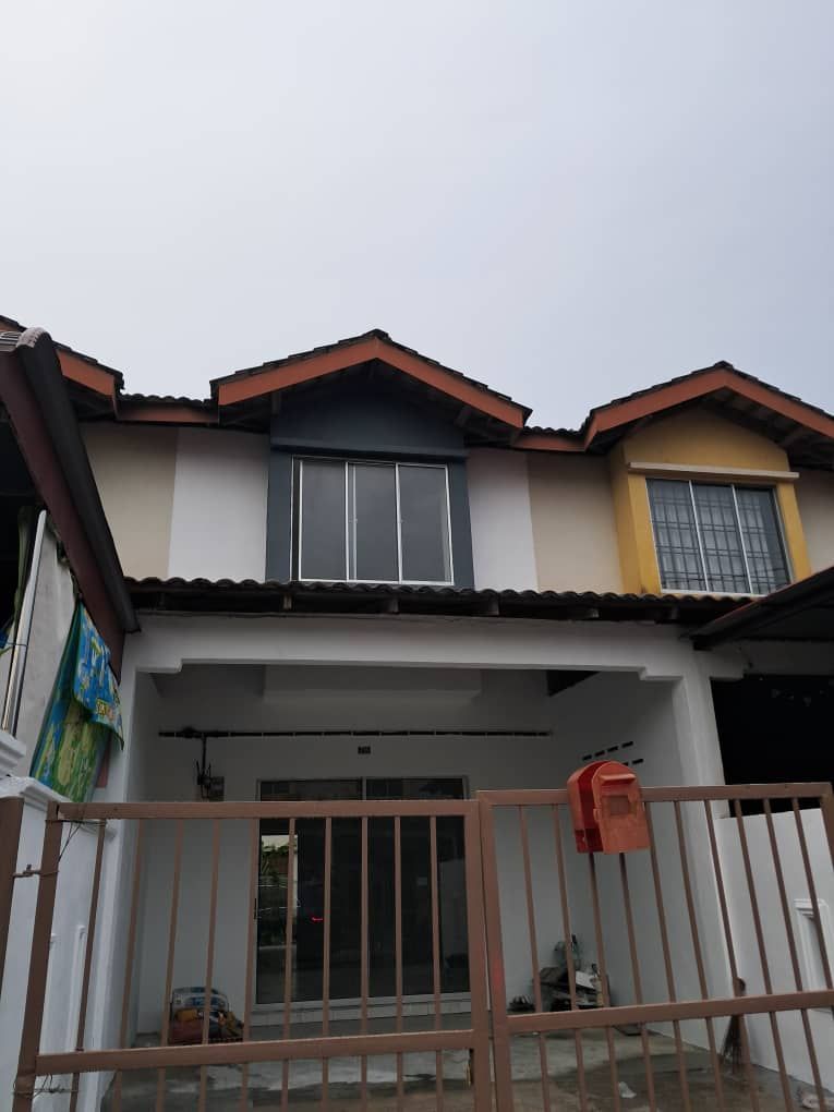 [FOR RENT] Taman Scientex Double Storey Terrace House 3bed Kulai Johor