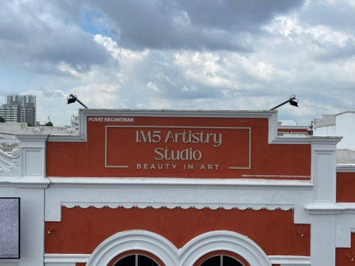 1M5 Artistry Studio