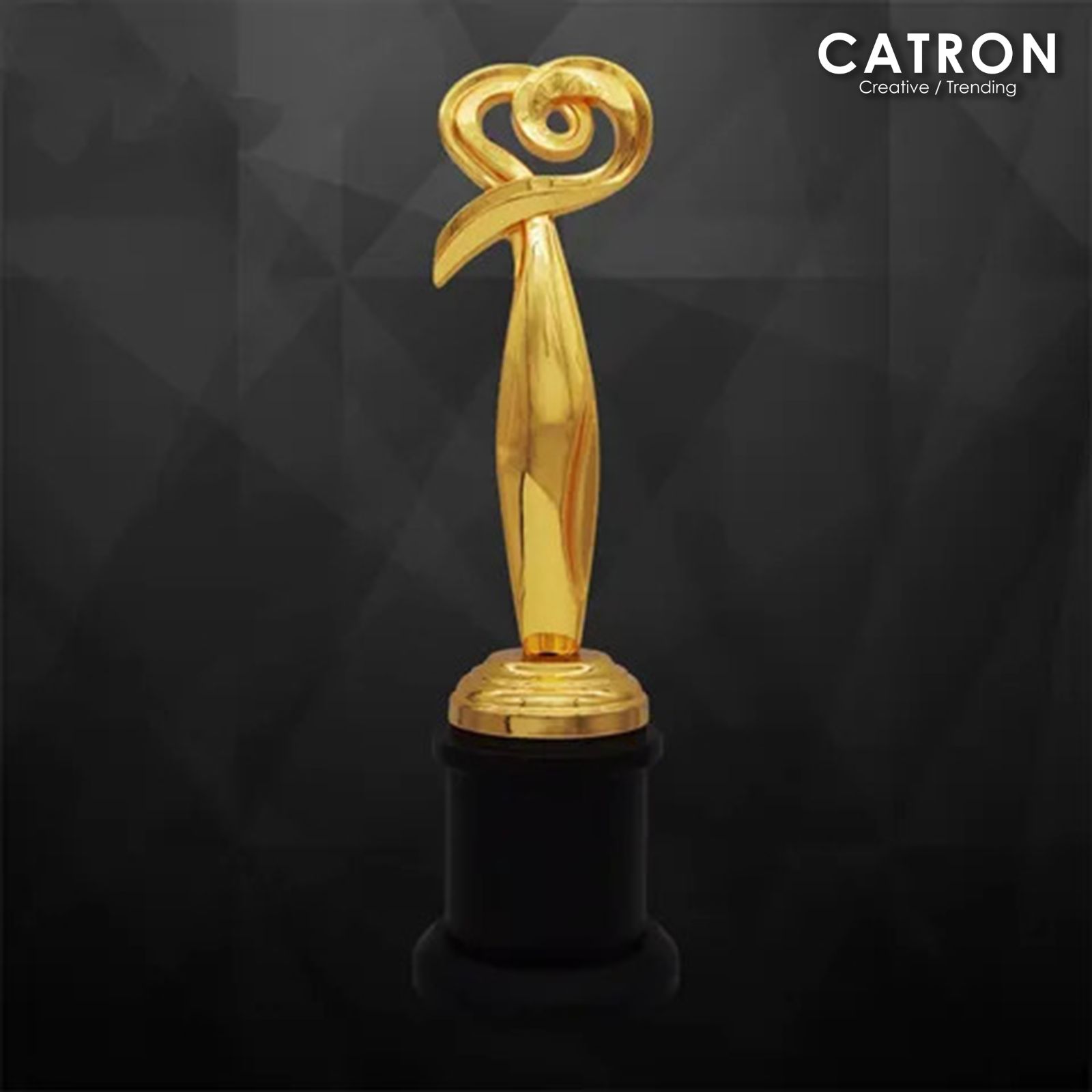 9268 - SCULPTURE TROPHY