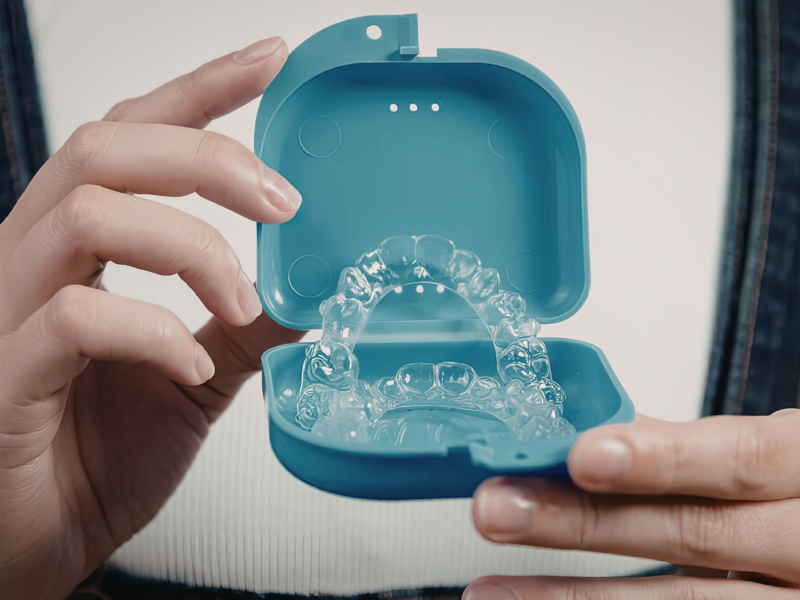 Retainer