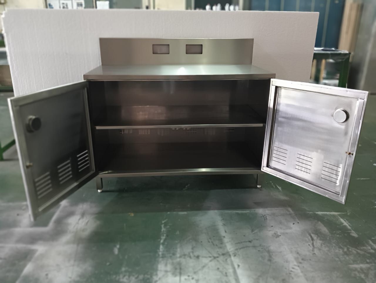 CUSTOMIZE STAINLESS STEEL CABINET MEDICAL INDUSTRIES