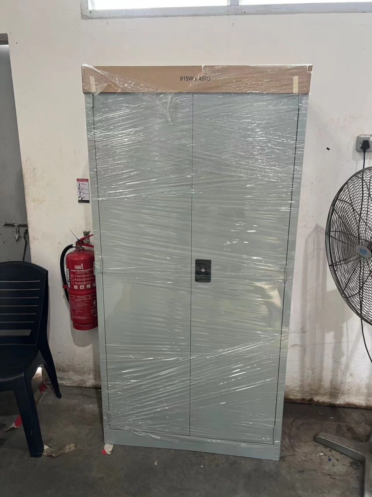 Almari Kabinet Besi Pejabat Kilang | Full Height Steel Cabinet 3 Adjustabl Shelves | Files Cabinet Wardrobe | Office Furniture Penang | Pembekal Almari Besi | Kulim | Bandar Baharu | Lunas | Jitra | Chendering | Kangar | Bagan