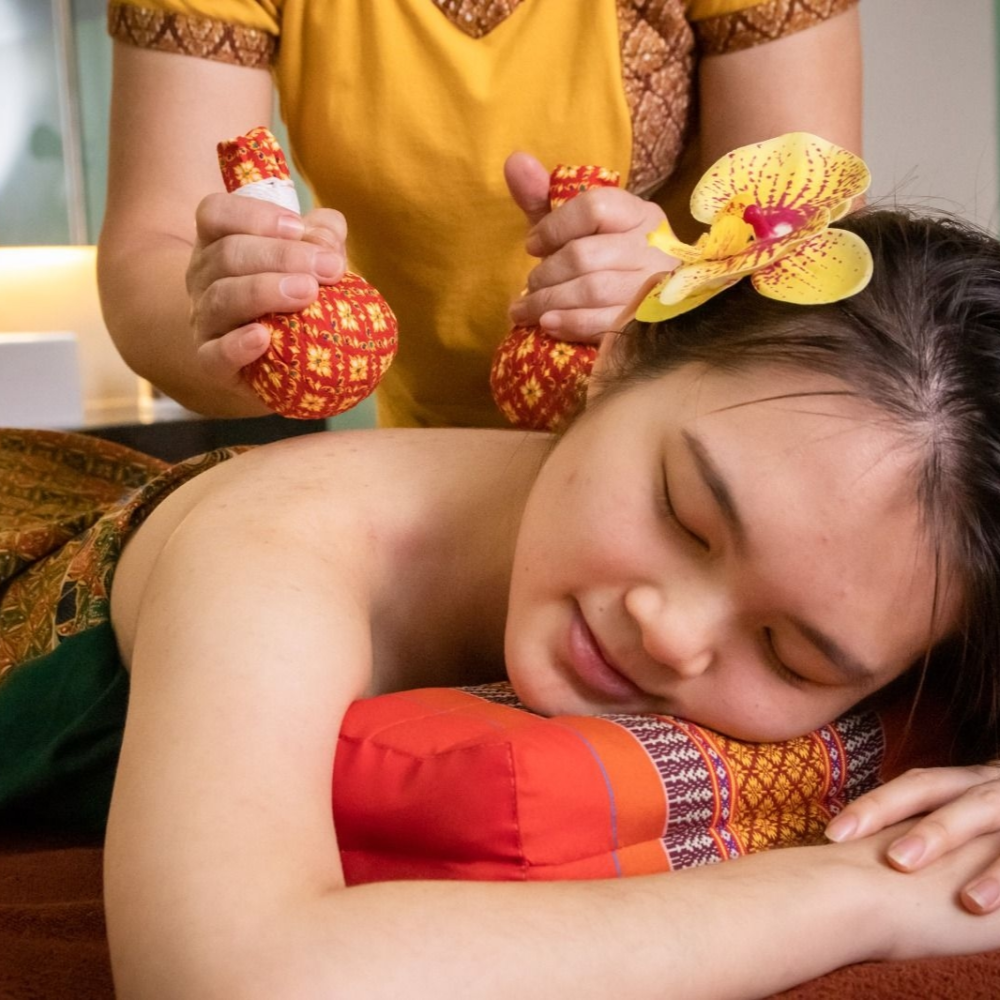 Pusat Kesihatan Totalpro (Keningau) | Herbal Ball Body Massage
