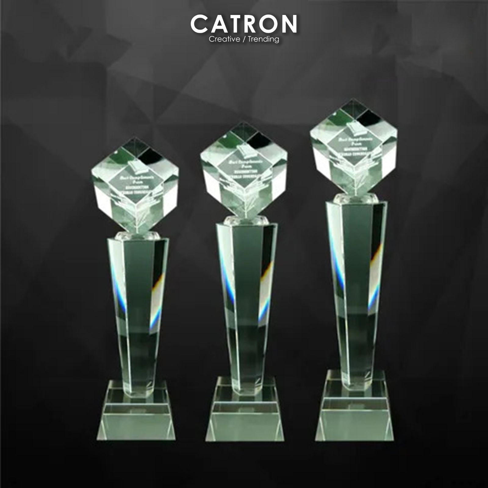 9096 - CRYSTAL TROPHY