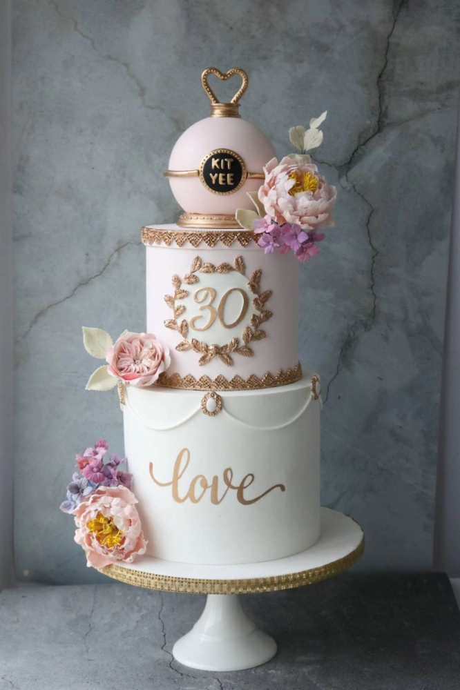 Peony Flower Laduree Cake