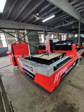 Fiber Laser Cutting Machine 2kW @ Puchong, Selangor