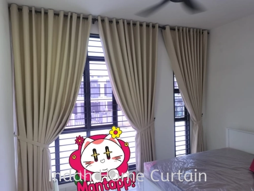 Installation Curtain in EcoHill Double Storey House   Single Layer  Wooden Rod  Blackout Curtain  Design Eyelet