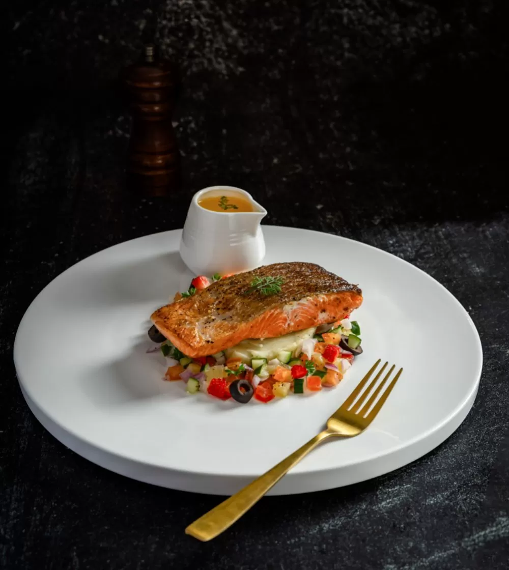 Grilled Salmon with Fruits Salsa