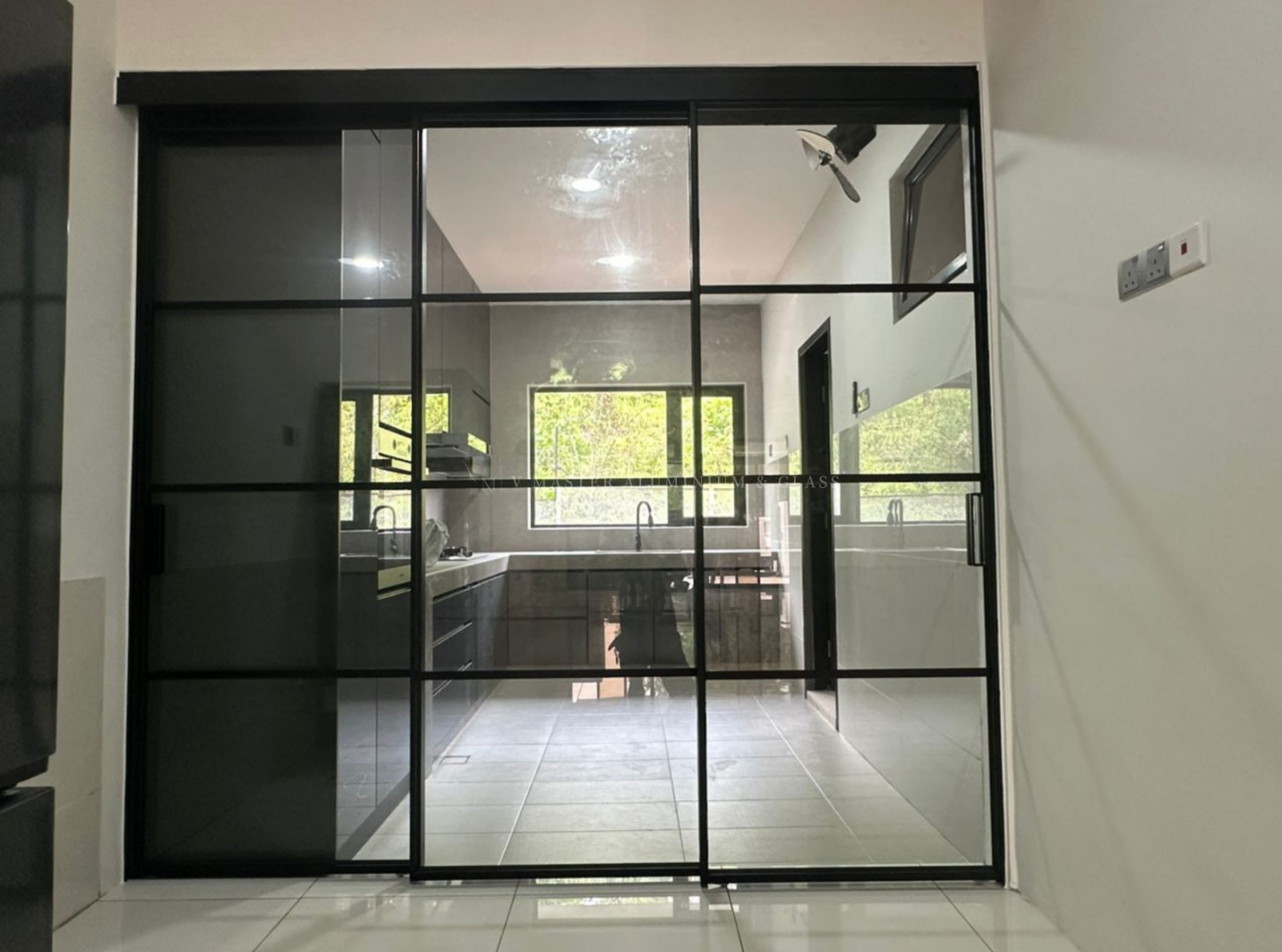 SLIM TAG SLIDING DOOR AT ISKANDAR PUTERI
