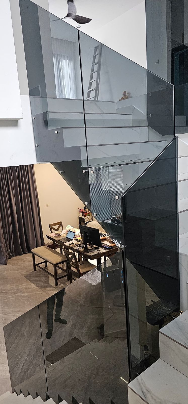 Staircase Glass Railing