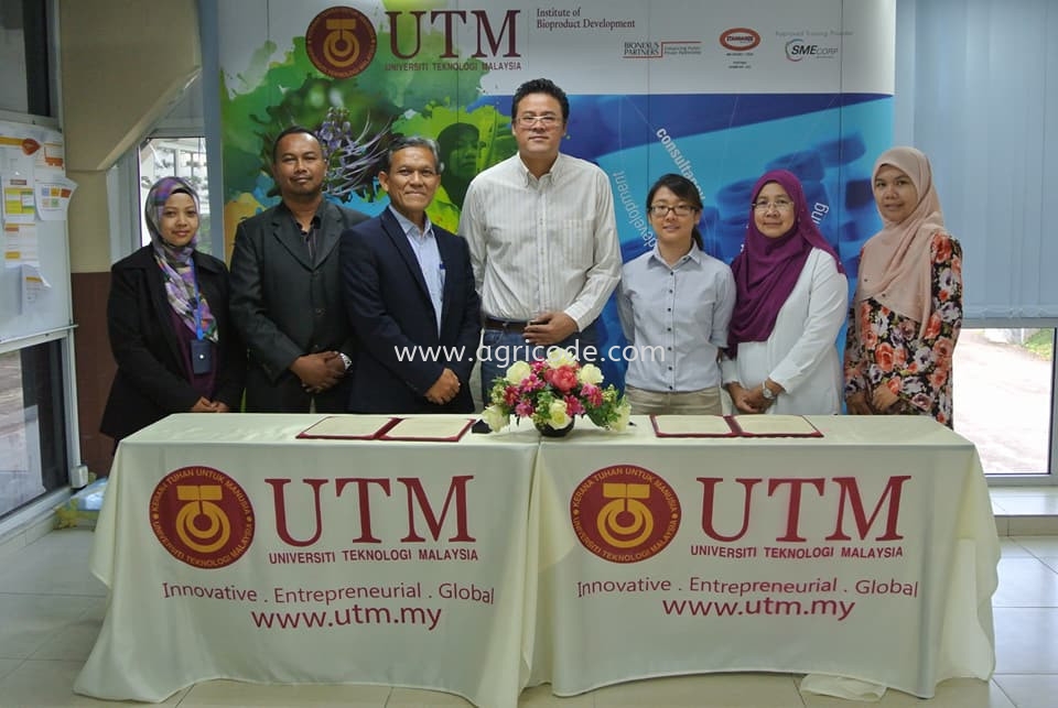 UNIVERSITI TECKNOLOGI MALAYSIA & AGRICODE GREEN SDN BHD PERSIDANGAN MOU