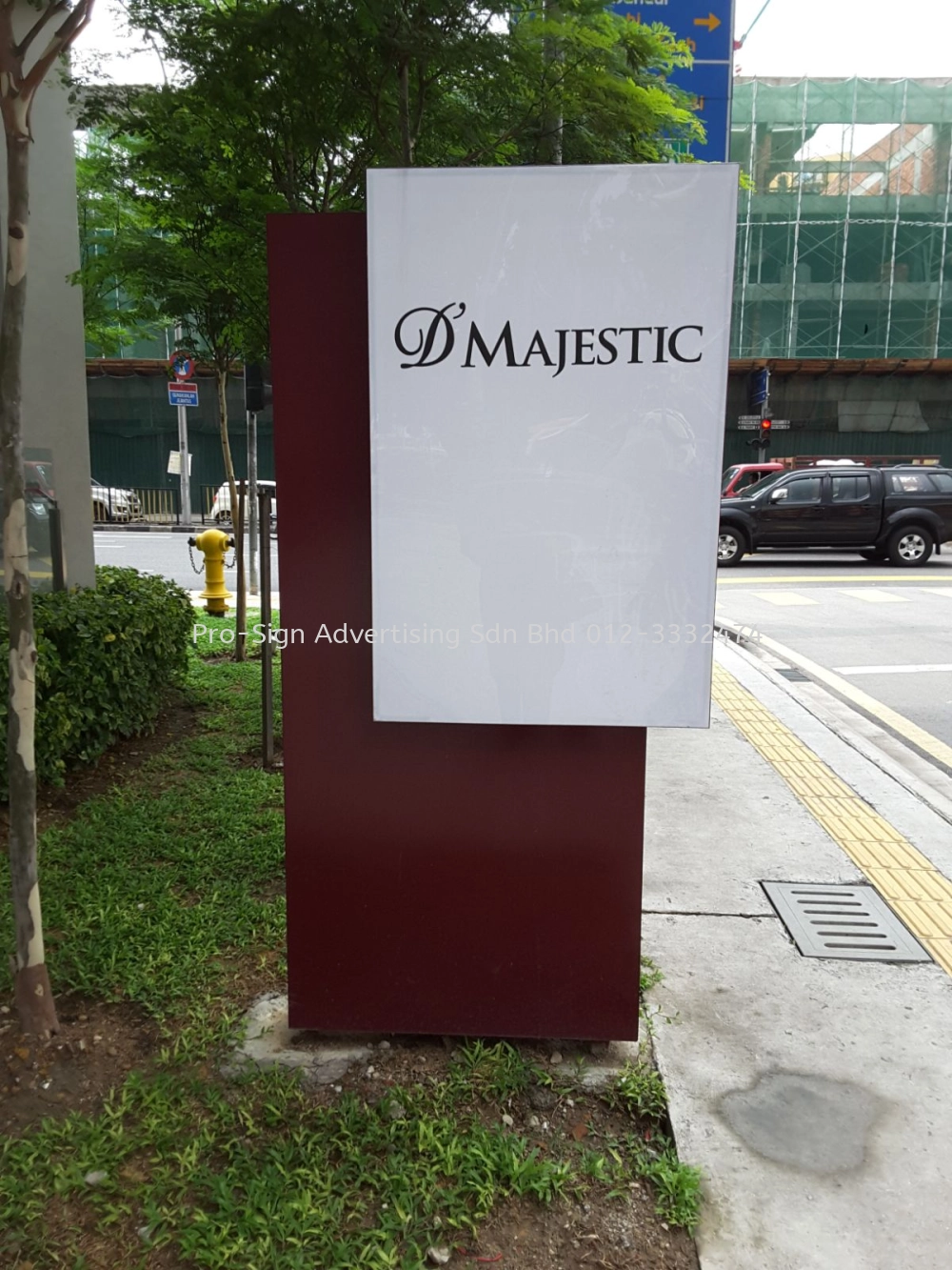 OUTDOOR PYLON SIGNAGE (D MAJESTIC, PUDU, 2015)