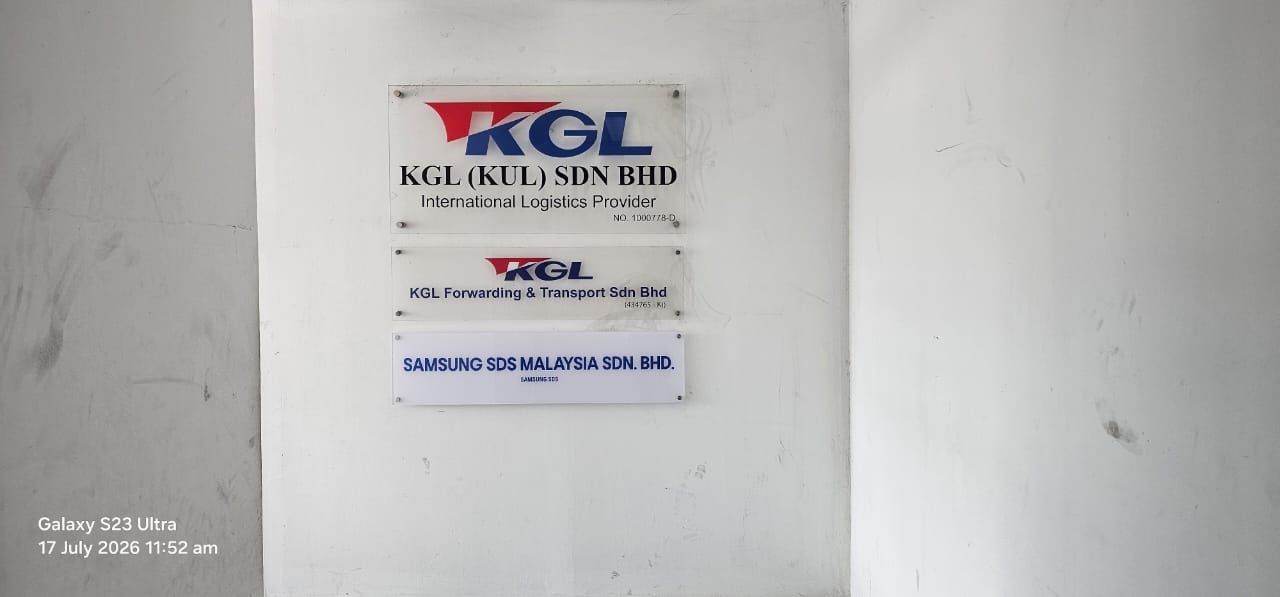 ACRYLIC SIGNAGE INSTALLATION AT  KLIA 1