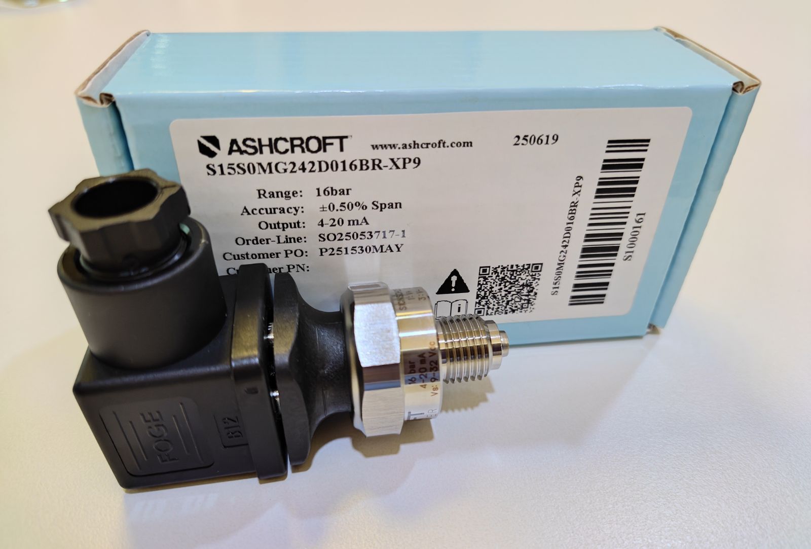 Pressure Transmitter/S15S0MG242D16BR-XP9