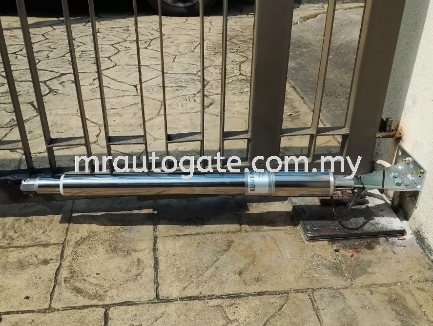 OAE 333-A Swing and Folding Arm Auto Gate