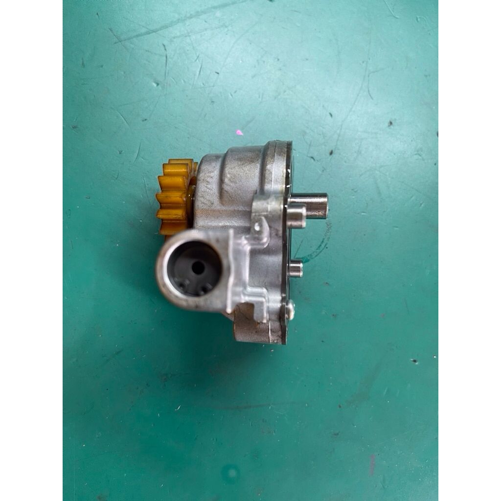 YAMAHA R3, R25,  MT03 OIL PUMP