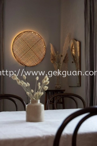 WAL 007 - RATTAN WALL LAMP