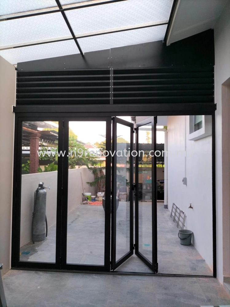 Aluminum Folding Door