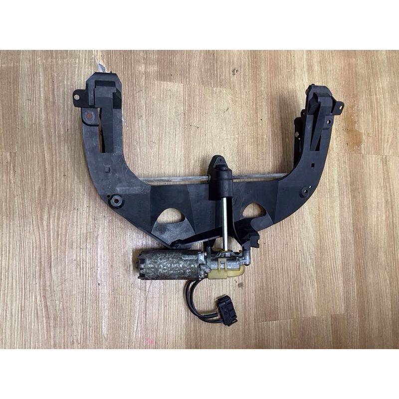 BMW R 1100 RT R1100RT WINDSHIELD TRACK ACTUATOR / ELECTRIC WINDSHIELD ADJUSTER 1996