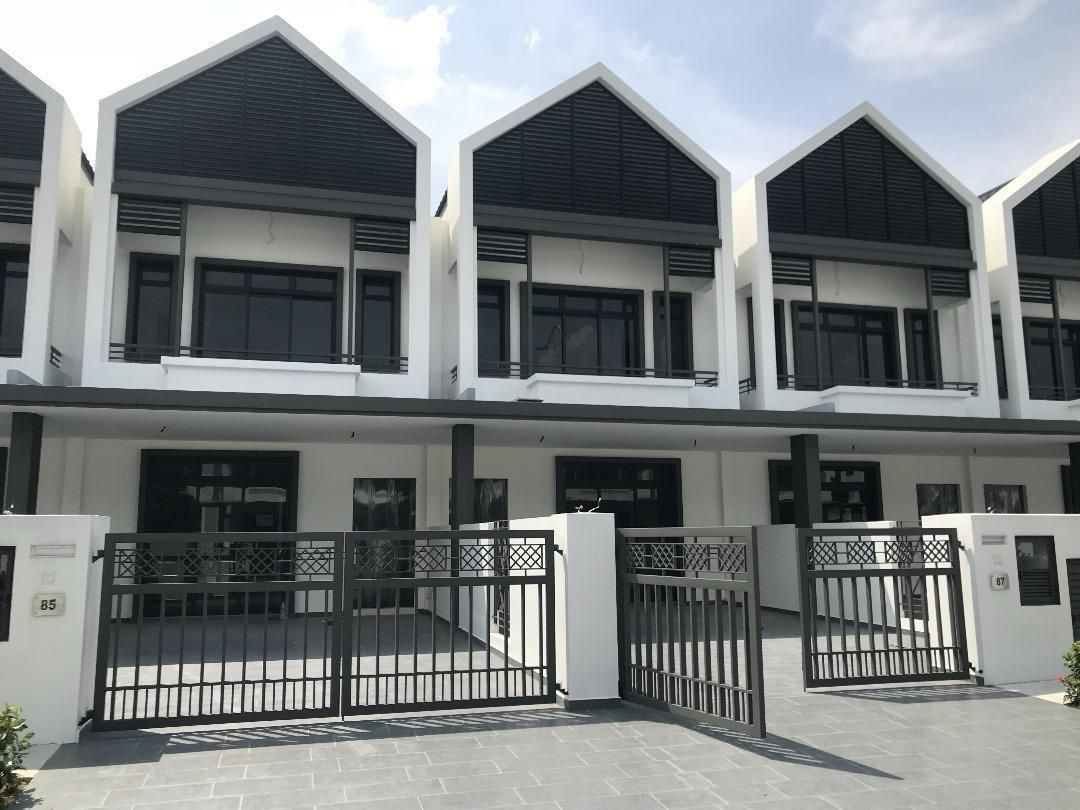 Eco Summer Jalan ekoflora 5 @2 Storey Terrace House FOR SALE