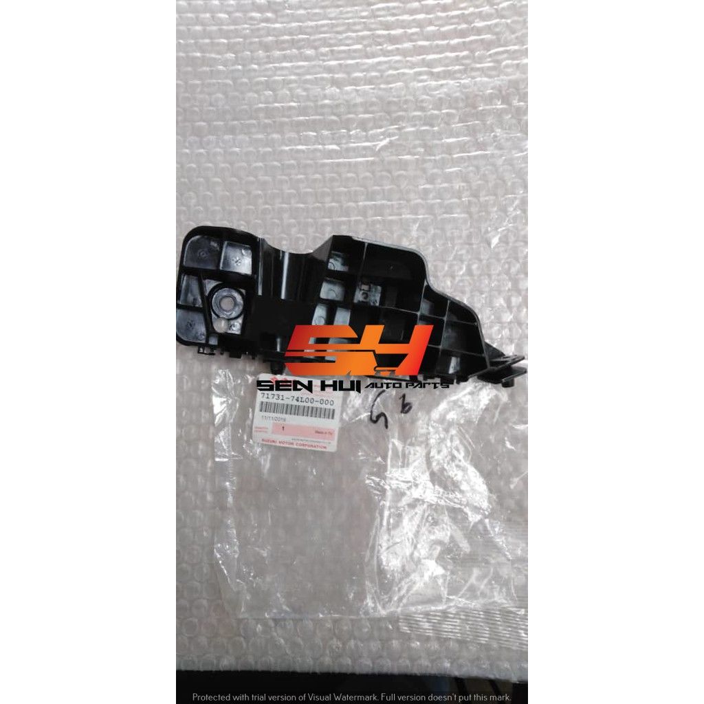 SUZUKI Swift / Swift Sport Front Bumper Side Bracket RH 71731-74L00-000 Genuine Part