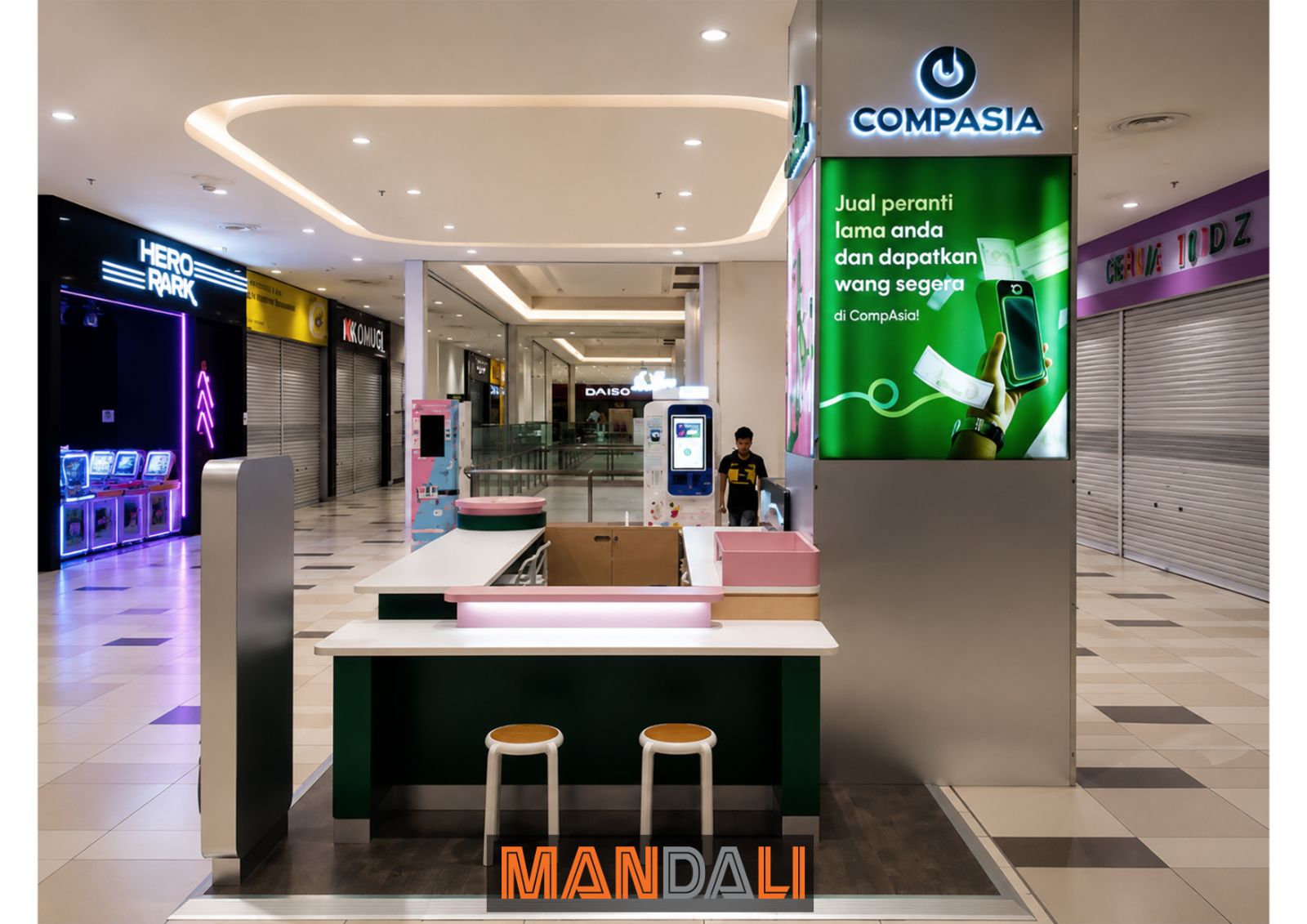Side View (Right) - CompAsia Kiosk @ KTCC Mall, Kuala Terengganu | Commercial Design | Renovation in Selangor