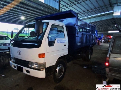 TOYOTA BU182 4WD OIL PALM BUCKET DUMP TRUCK (SOLD)