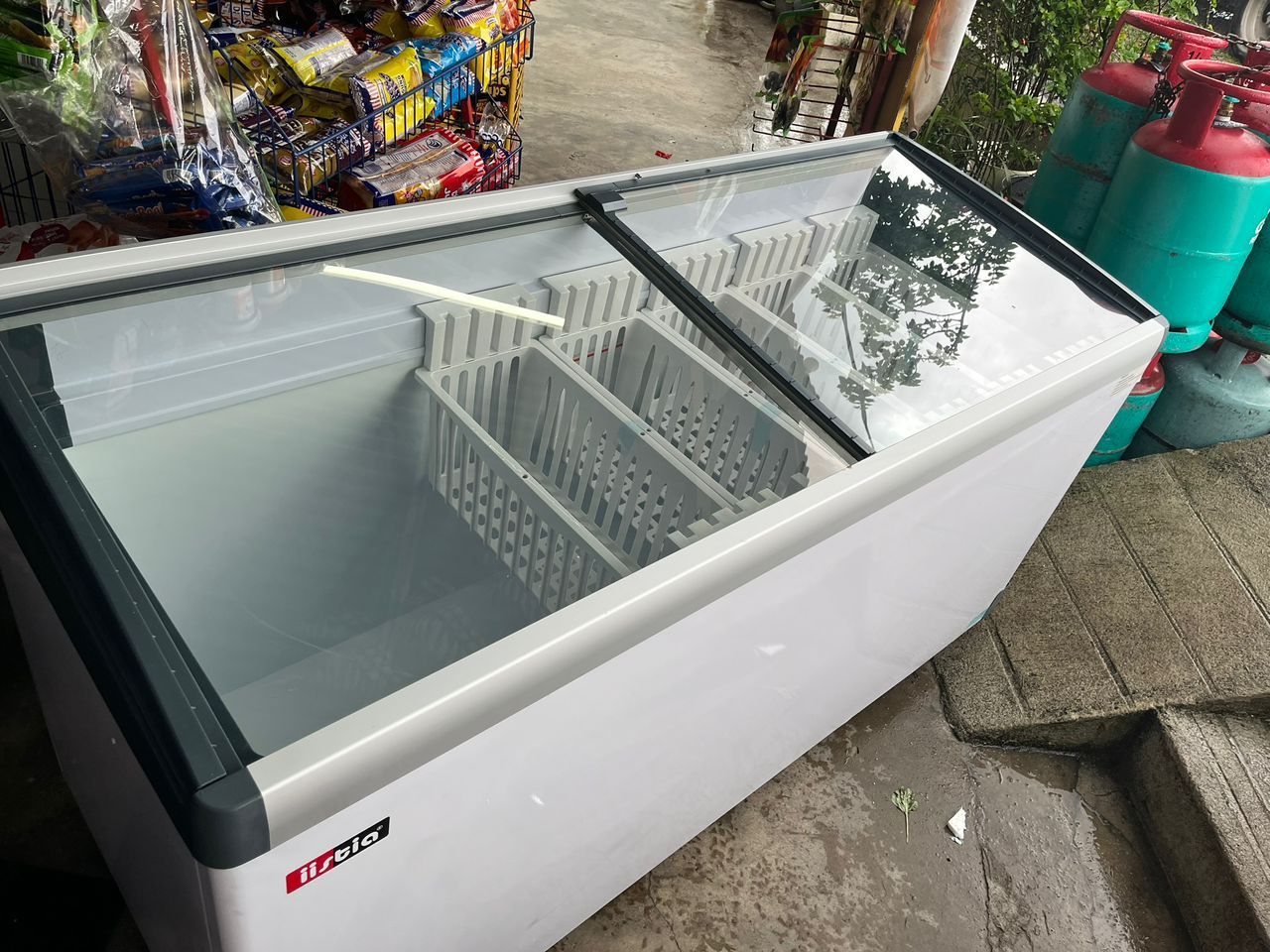 IISTIA Glass Door Chest Freezer ICD5502