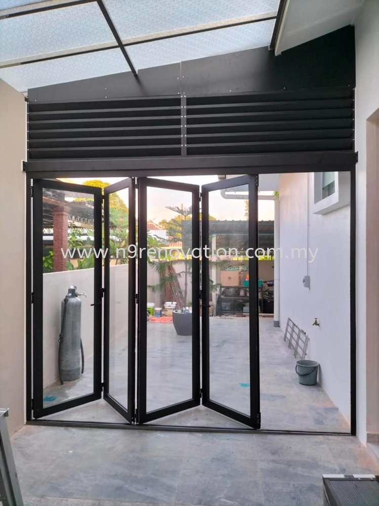 Aluminum Folding Door