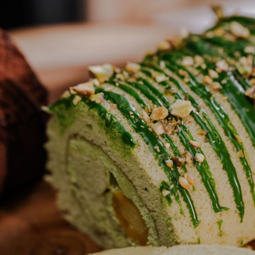 Matcha Mango Swiss Roll