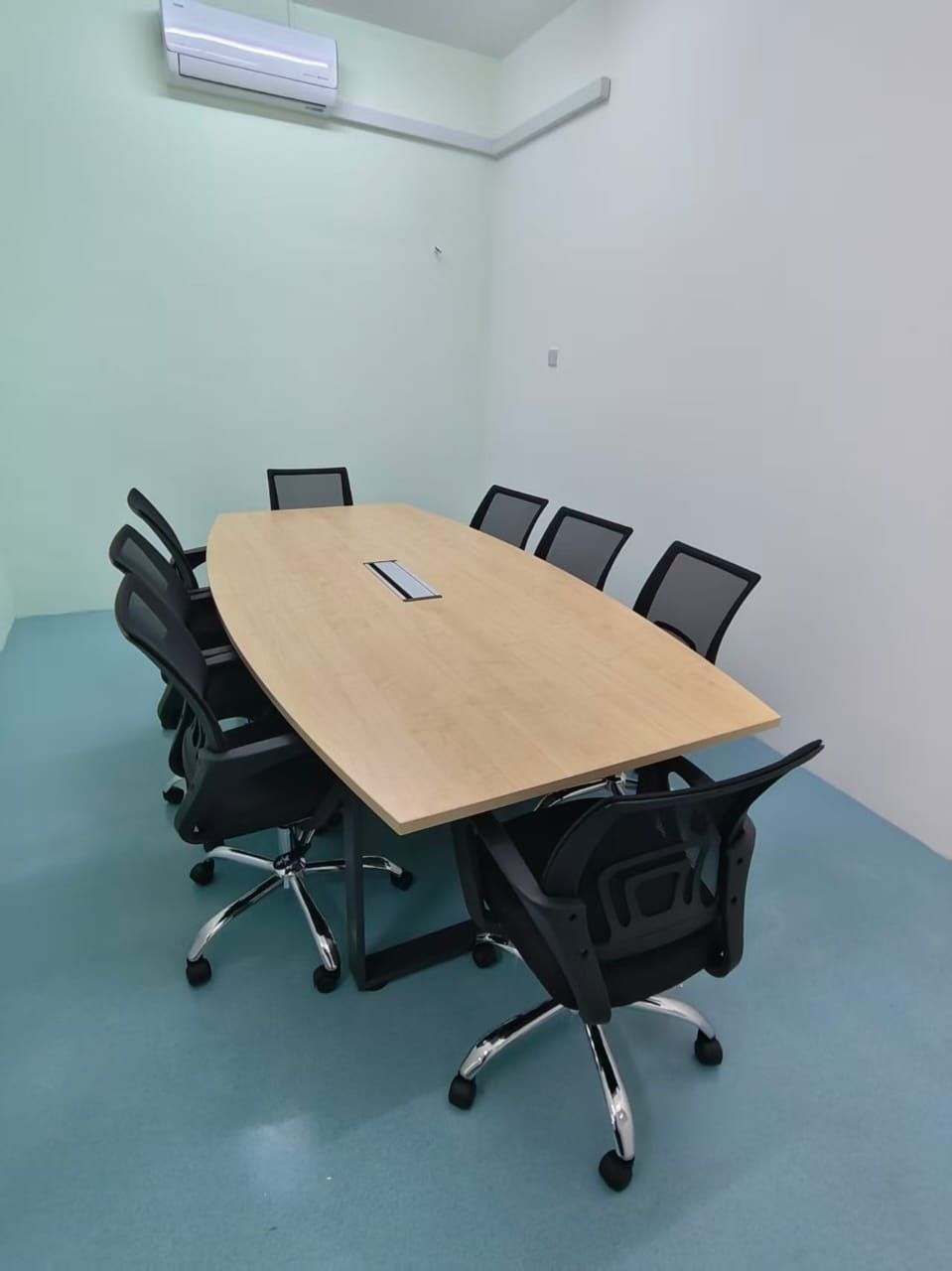 Modern Office Conference Table Set with Ergonomic Mesh Chairs | Meeting Room Table | Office Furniture Malaysia , Deliver Penang, Georgetown, Bayan Lepas, Batu Feringghi, Prai , Batu Kawan, Sungai petani, Kulim Hi Tech , Kl Puchong