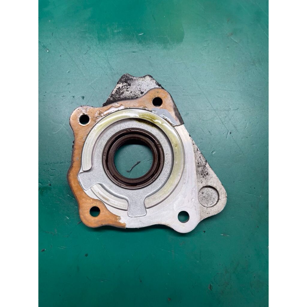 APRILIA RS250 VJ22 HOUSING OUTPUT COVER TRANSMISSION 1998