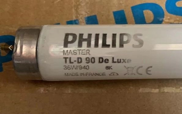 PHILIPS MASTER DE LUXE 36W/940 90 2800LM TLD T8 TUBE