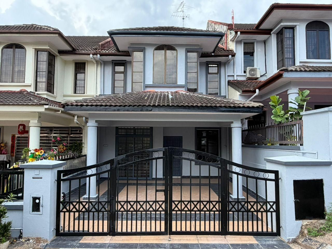 [FOR SALE] Renovated 4bed 2 Storey Terrace @ Bandar Seri Alam, Masai