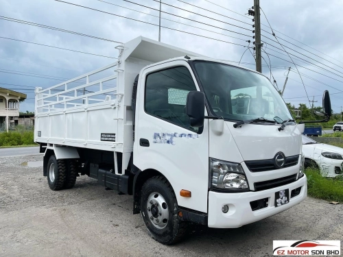 HINO XZU710 Oil Palms Bucked Dump Truck (SOLD)