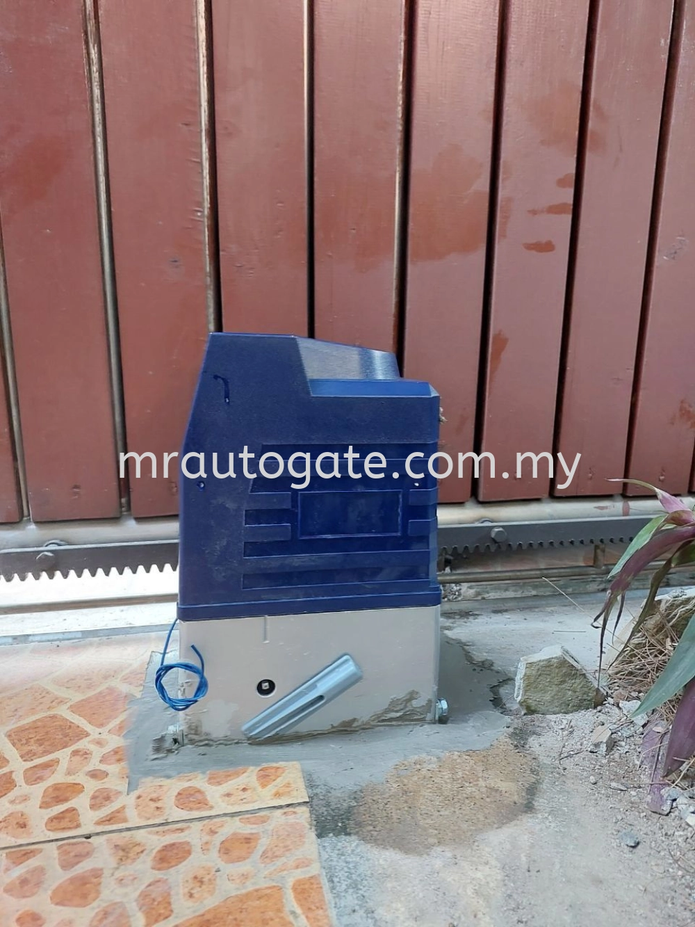 E8 E2100 Heavy Duty AC Sliding Auto Gate