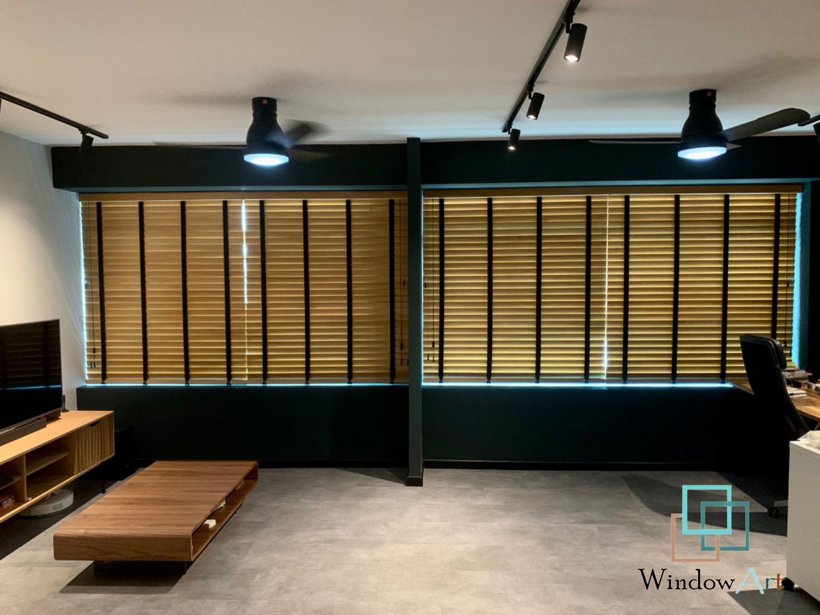 Venetian Blinds For Living Space Window