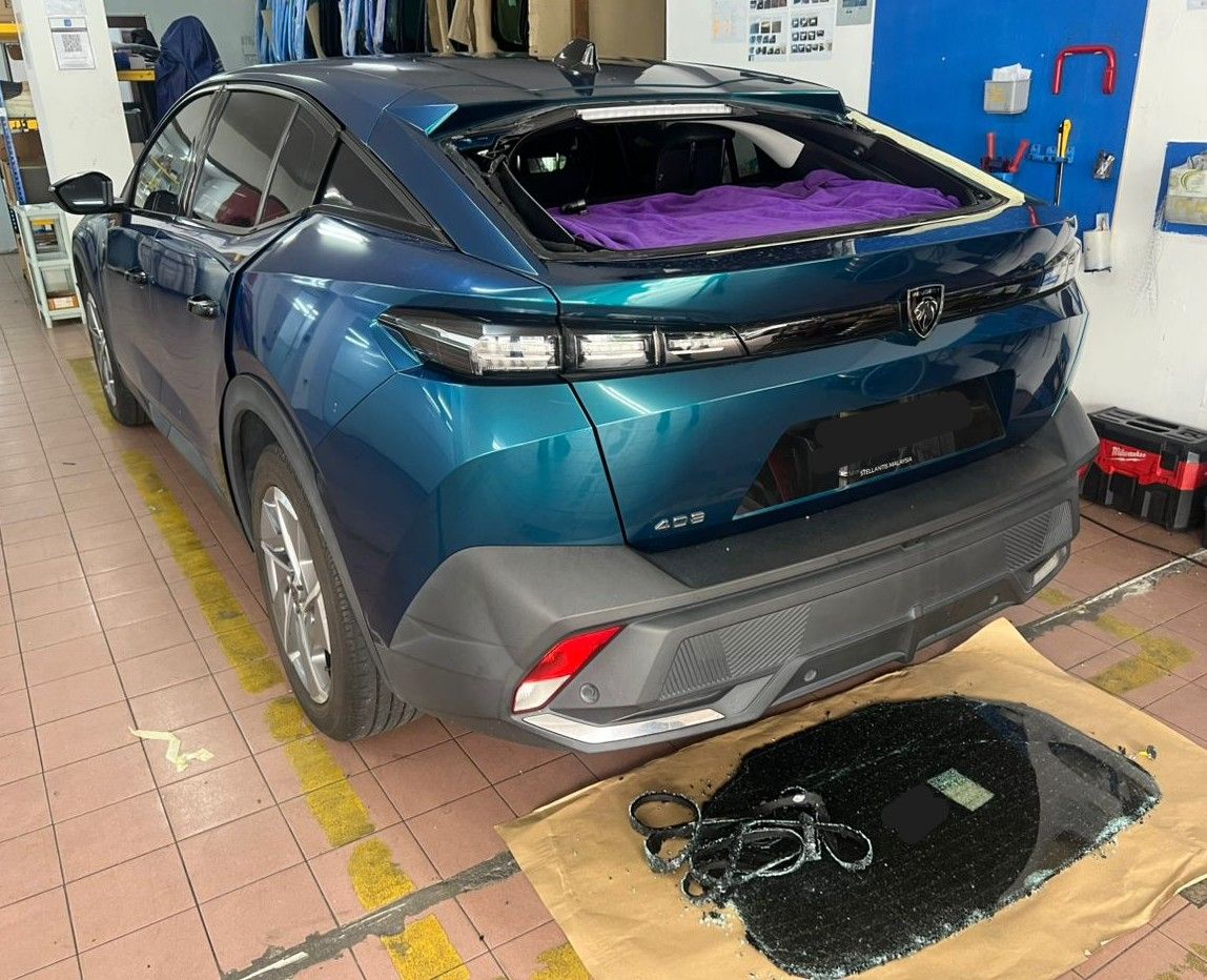 Peugeot 408 2024
