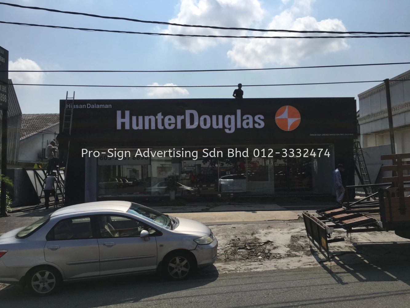 STAINLESS STEEL BOX UP LED FRONT LIT CLADDING PANEL (HUNTER DOUGLAS, BANGSAR, 2018)