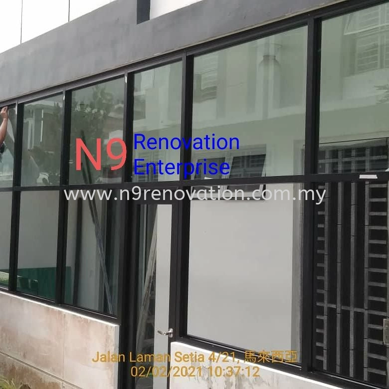 Aluminum Swing Door