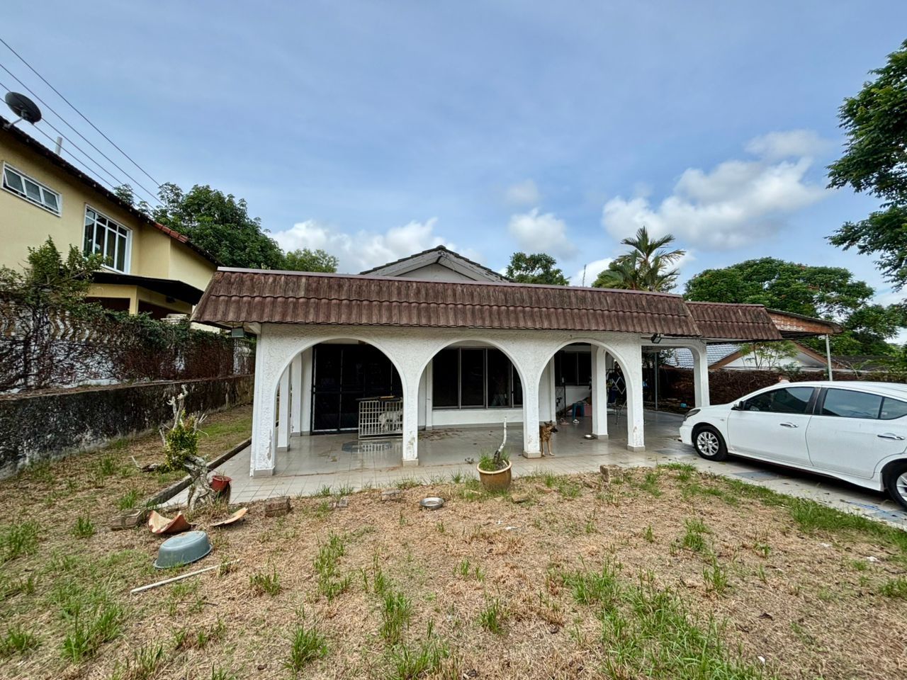 Rare Gated & Guarded Bungalow Near Key City Amenities at Taman Majidee Park