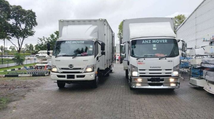 17FT & 20FT Tail Lift Lorry Rental (East Coast Singapore To Port Klang)