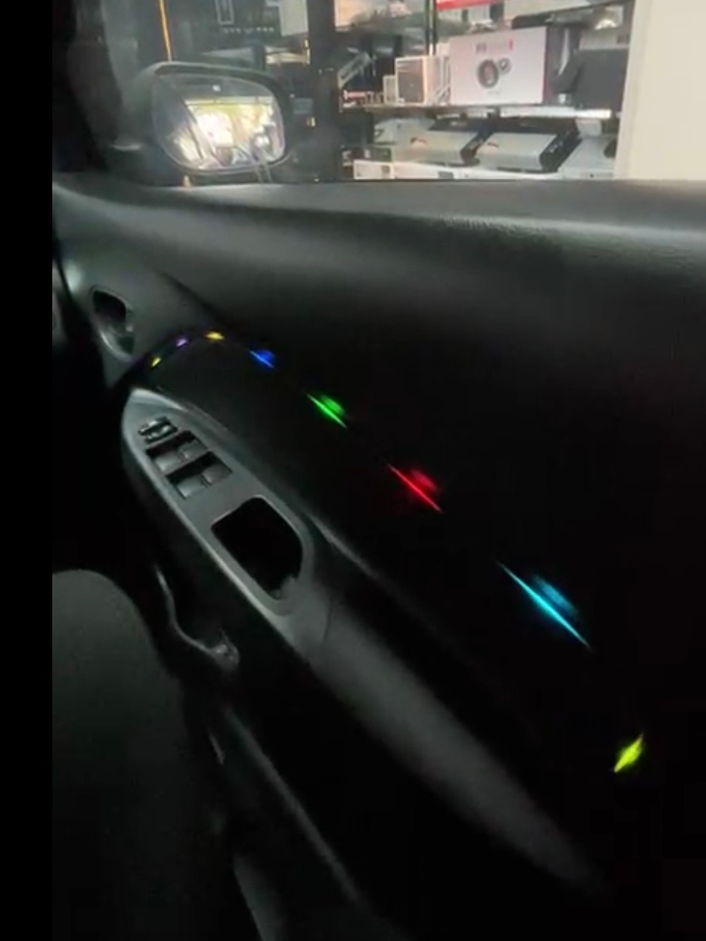 TOYOTA VIOS | INTERIOR LED AMBIENT LIGHT