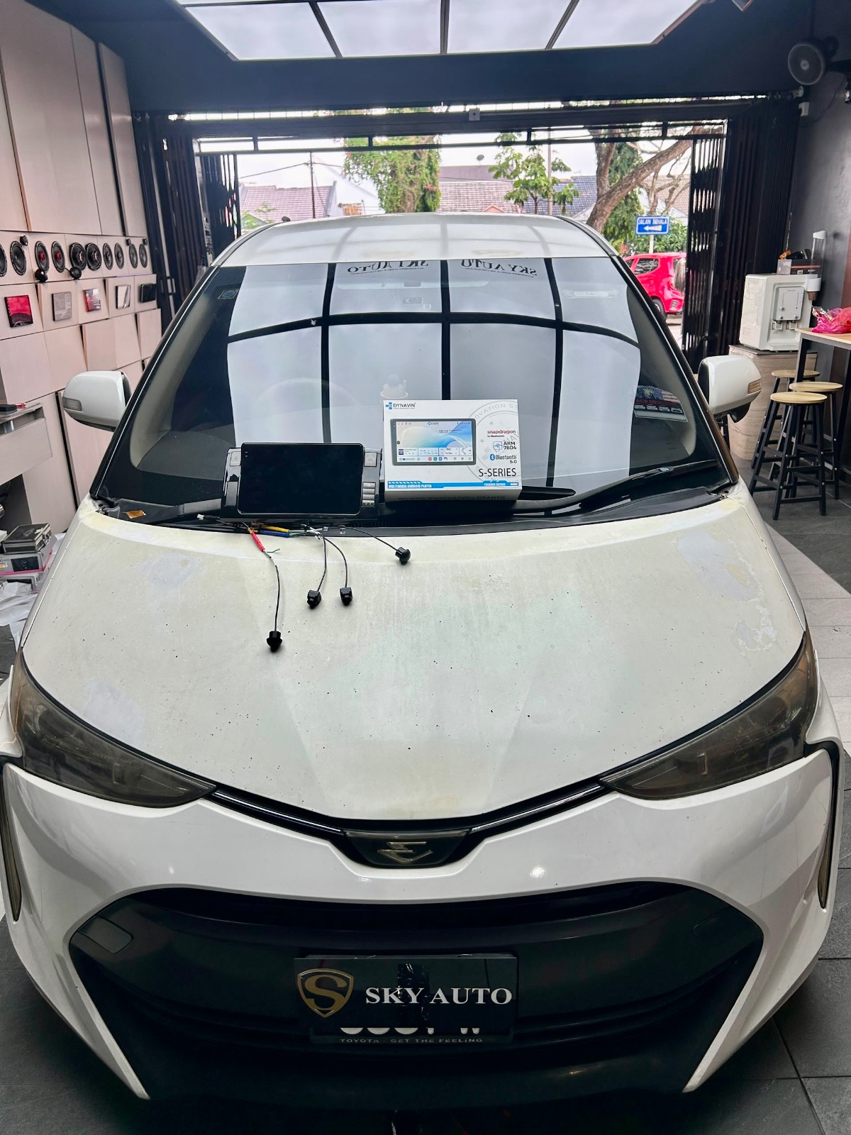 TOYOTA ESTIMA | DYNAVIN S-SERIES 9/10" ANDROID PLAYER 4GB + 64GB/8GB + 128GB